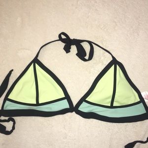 Triangle shaped bikini top